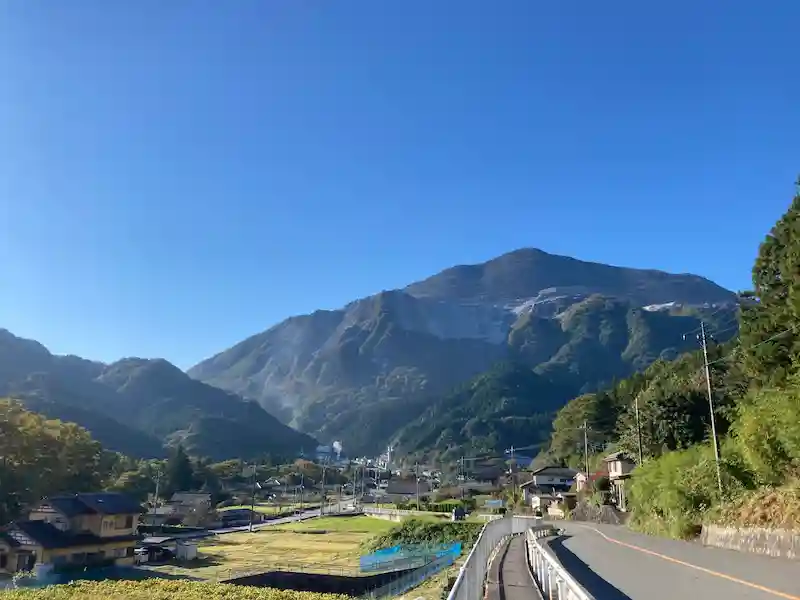 武甲山の全貌