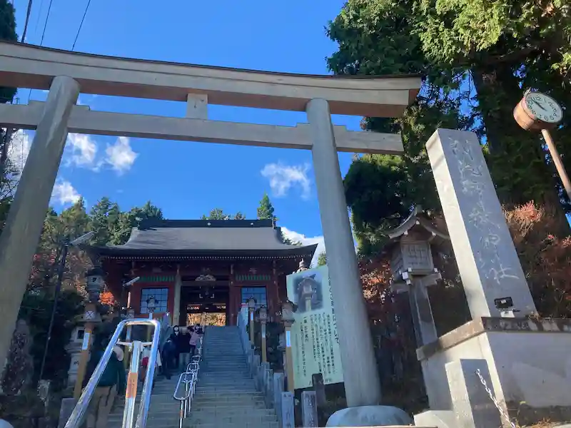 御嶽神社の入り口